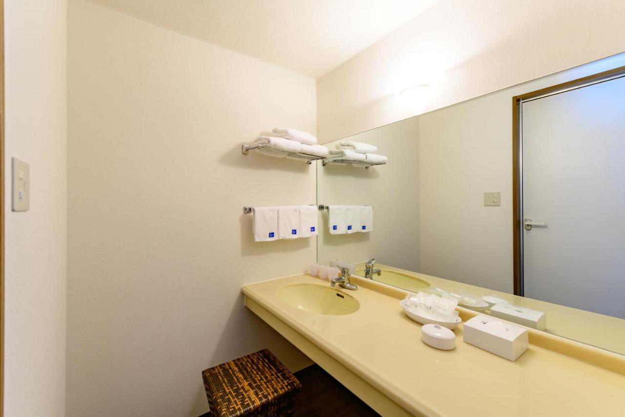 Miyakojima  Hotel Robertson Harbor מראה חיצוני תמונה